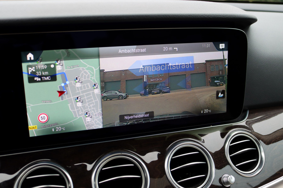 Mercedes-Benz E-Klasse 300 de AMG Line | Distronic+ | Panoramadak | Burmester | Trekhaak | Augmented Reality | Camera | Leder | Multibeam LED | Stoelverwarming | Nightpakket |