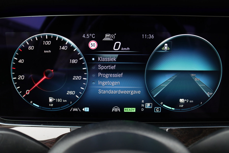 Mercedes-Benz E-Klasse 300 de AMG Line | Distronic+ | Panoramadak | Burmester | Trekhaak | Augmented Reality | Camera | Leder | Multibeam LED | Stoelverwarming | Nightpakket |