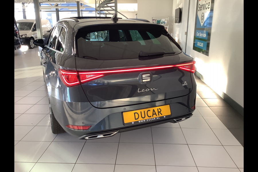 Seat Leon Sportstourer 1.4 TSI eHybrid PHEV FR Panodak, camera