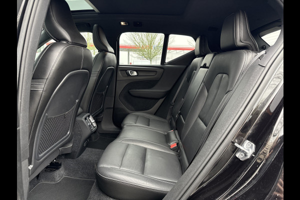 Volvo XC40 2.0 T5 AWD Intro Edition | NL-auto | Pano | Stoelverw. | ACC