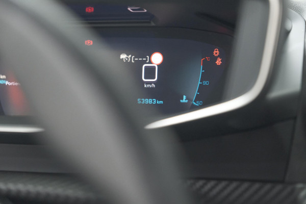 Peugeot 2008 PureTech 130 Allure | Camera | Adaptieve Cruise Control | Stoelverwarming