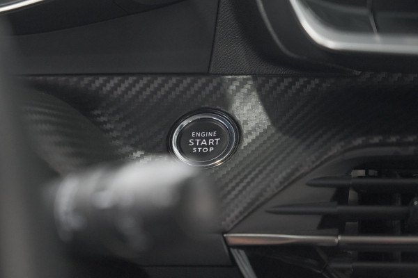 Peugeot 2008 PureTech 130 Allure | Camera | Adaptieve Cruise Control | Stoelverwarming
