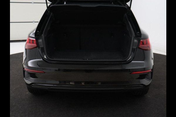 Audi A3 40 TFSIe Business edition | Adaptive cruise | Sportstoelen | Carplay | Virtual Cockpit | Audi Sound | Climate control | Navigatie | Full LED | PHEV | Plug In