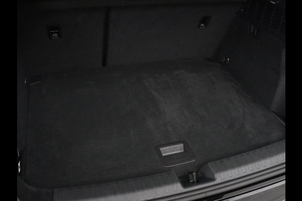 Audi A3 40 TFSIe Business edition | Adaptive cruise | Sportstoelen | Carplay | Virtual Cockpit | Audi Sound | Climate control | Navigatie | Full LED | PHEV | Plug In