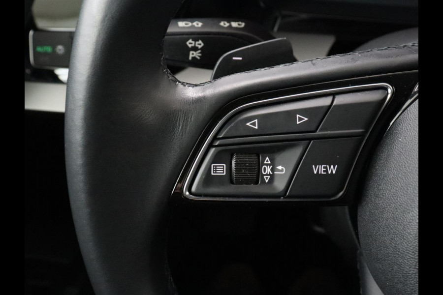 Audi A3 40 TFSIe Business edition | Adaptive cruise | Sportstoelen | Carplay | Virtual Cockpit | Audi Sound | Climate control | Navigatie | Full LED | PHEV | Plug In