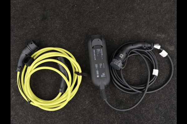 Audi A3 40 TFSIe Business edition | Adaptive cruise | Sportstoelen | Carplay | Virtual Cockpit | Audi Sound | Climate control | Navigatie | Full LED | PHEV | Plug In