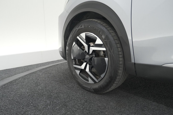 Peugeot 2008 PureTech 100 Allure | Camera | Navigatie | Parkeersensoren | Apple Carplay