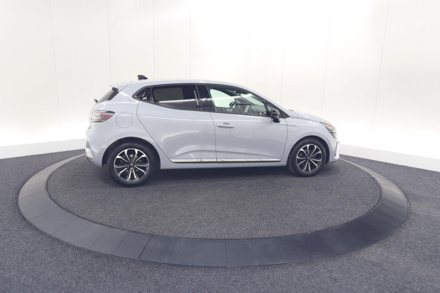 Renault Clio TCe 90 GPF techno | 360 Camera | Adaptieve Cruise Control | 9.3 Inch Groot Scherm