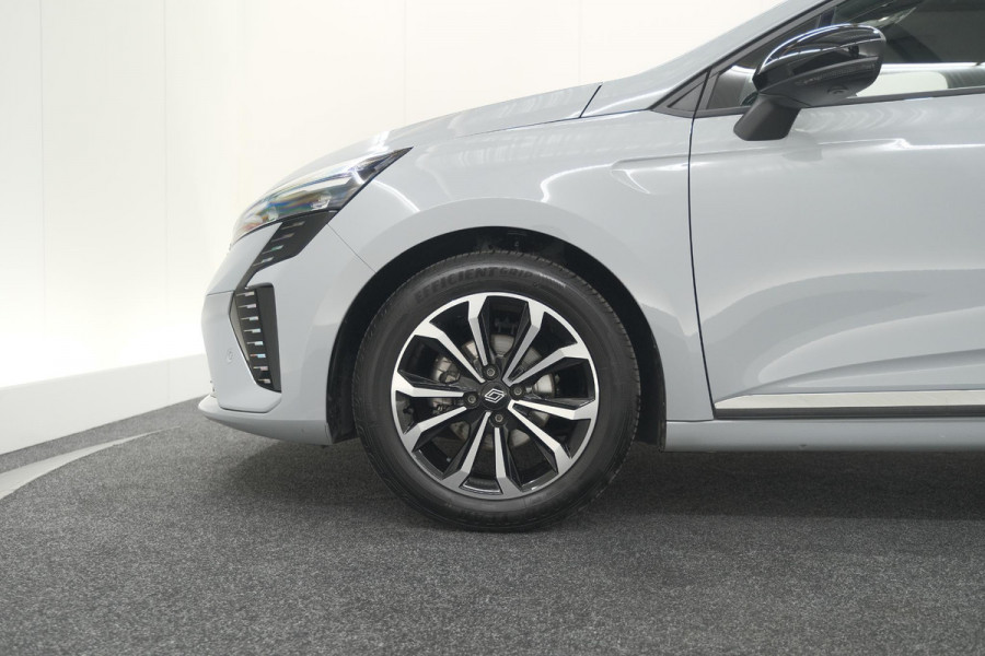 Renault Clio TCe 90 GPF techno | 360 Camera | Adaptieve Cruise Control | 9.3 Inch Groot Scherm