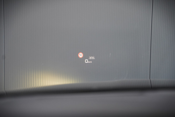 Audi e-tron 50 quattro S edition 71 kWh S-Line | Panoramadak | Bang & Olufsen | Stoelverwarming | Memory Seat | Keyless | Ambiance Verlichting | Head-Up Display | Camera |