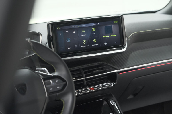 Peugeot 2008 PureTech 130 EAT8 GT | Camera | Apple Carplay | Parkeersensoren | 17 Inch Lichtmetalen Velgen
