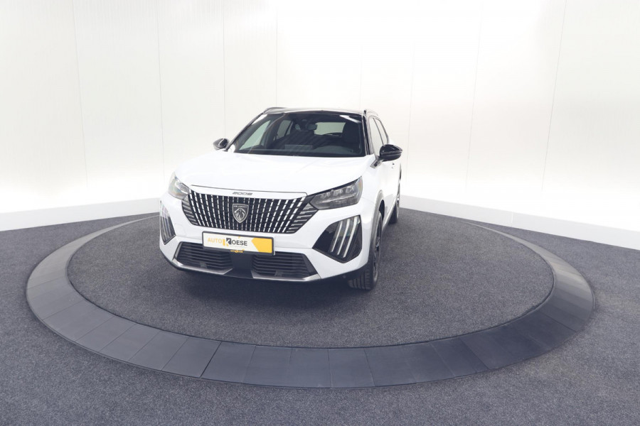 Peugeot 2008 PureTech 130 EAT8 GT | Camera | Apple Carplay | Parkeersensoren | 17 Inch Lichtmetalen Velgen