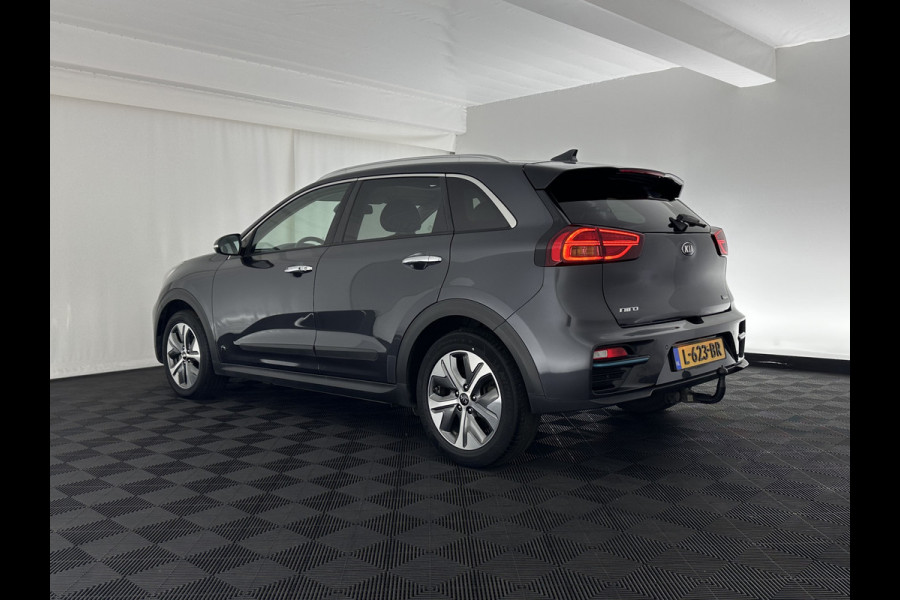 Kia e-Niro ExecutiveLine 64 kWh [ 3-Fase ] {SOH-100%} (INCL-BTW) Aut.*HEATPUMP | PANO | LEATHER | FULL-LED | NAVI-FULLMAP | ADAPTIVE-CRUISE | CAMERA | MEMORY-PACK | LANE-ASSIST | KEYLESS | DIGI-COCKPIT | PRIVACYGLASS | SHIFTPADDLES | TOWBAR | 17
