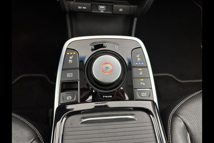 Kia e-Niro ExecutiveLine 64 kWh [ 3-Fase ] {SOH-100%} (INCL-BTW) Aut.*HEATPUMP | PANO | LEATHER | FULL-LED | NAVI-FULLMAP | ADAPTIVE-CRUISE | CAMERA | MEMORY-PACK | LANE-ASSIST | KEYLESS | DIGI-COCKPIT | PRIVACYGLASS | SHIFTPADDLES | TOWBAR | 17