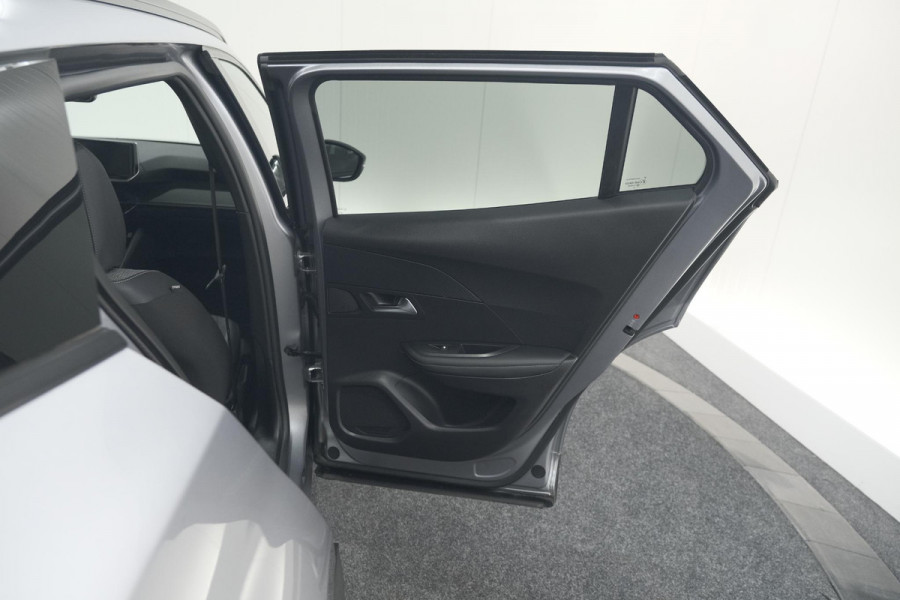 Peugeot 2008 Hybrid 136 e-DCS6 Allure | 360 Camera | Dodehoekdetectie | Navigatie | Adaptieve Cruise Control