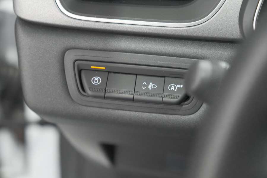 Renault Captur TCe 90 Techno | Nieuw Model | Camera | Harman Kardon | Apple Carplay | Parkeersensoren | 18 Inch Lichtmetalen Velgen