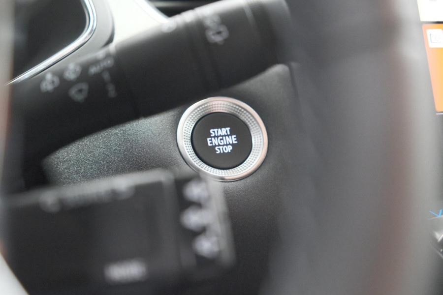 Renault Captur TCe 90 Techno | Nieuw Model | Camera | Harman Kardon | Apple Carplay | Parkeersensoren | 18 Inch Lichtmetalen Velgen