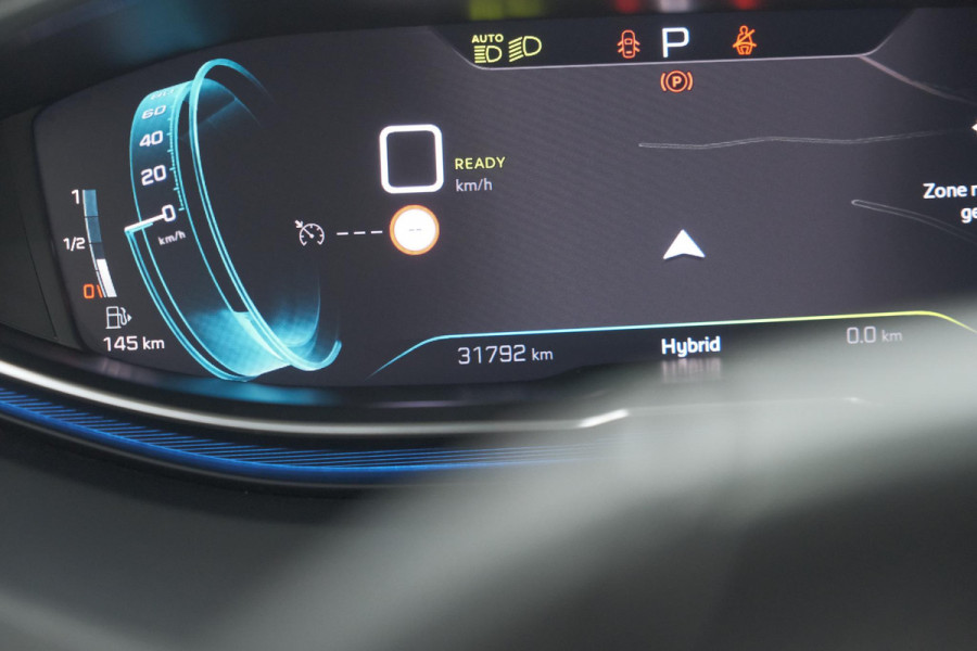 Peugeot 3008 1.6 HYbrid 180 Allure Pack Business | Camera | Apple Carplay | Navigatie
