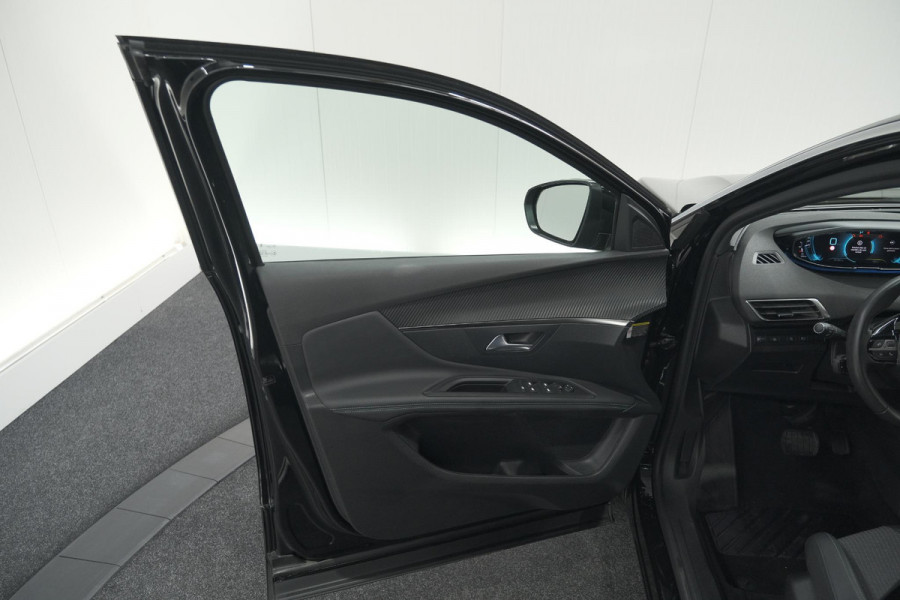 Peugeot 3008 1.6 HYbrid 180 Allure Pack Business | Camera | Apple Carplay | Navigatie