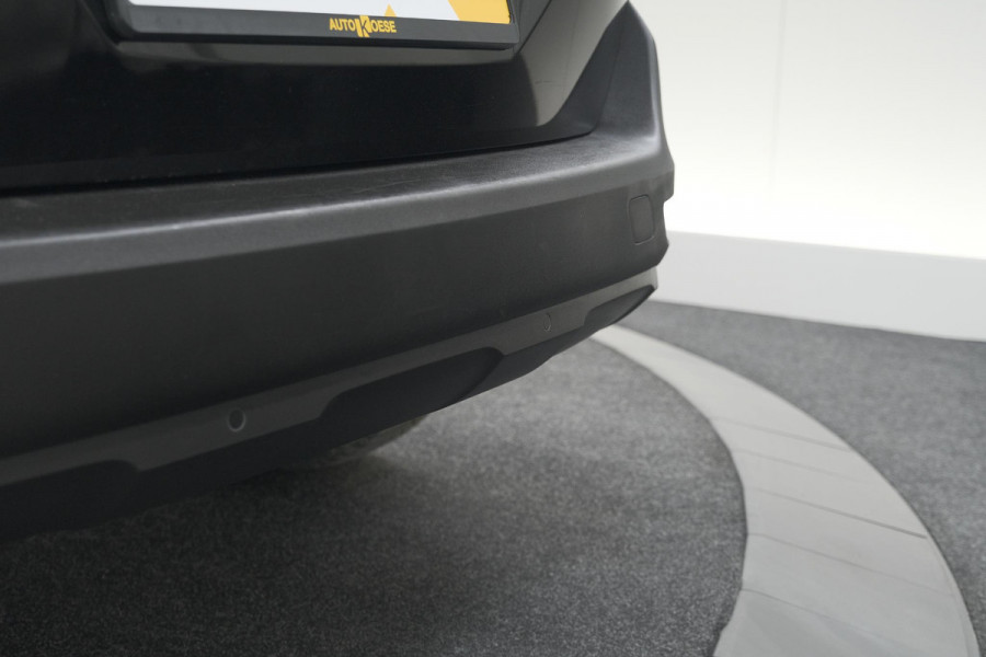 Peugeot 5008 PureTech 130 EAT8 Active Pack Business | 7 Zitplaatsen | Camera | Navigatie | Apple Carplay | Parkeersensoren