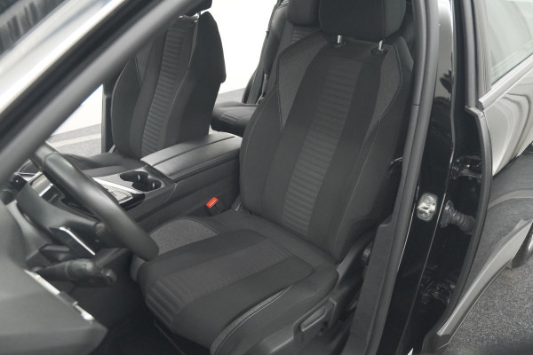 Peugeot 5008 PureTech 130 EAT8 Active Pack Business | 7 Zitplaatsen | Camera | Navigatie | Apple Carplay | Parkeersensoren