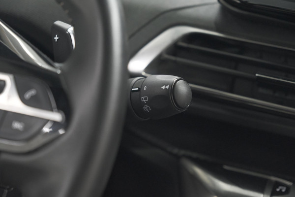 Peugeot 5008 PureTech 130 EAT8 Active Pack Business | 7 Zitplaatsen | Camera | Navigatie | Apple Carplay | Parkeersensoren