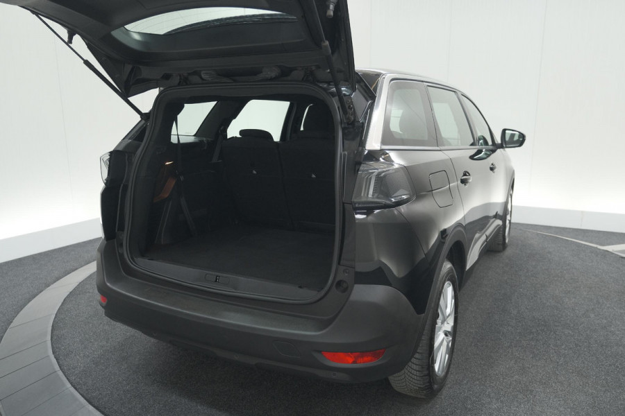 Peugeot 5008 PureTech 130 EAT8 Active Pack Business | 7 Zitplaatsen | Camera | Navigatie | Apple Carplay | Parkeersensoren