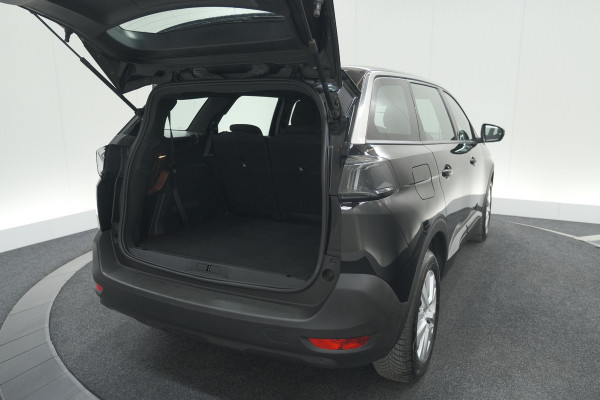 Peugeot 5008 PureTech 130 EAT8 Active Pack Business | 7 Zitplaatsen | Camera | Navigatie | Apple Carplay | Parkeersensoren