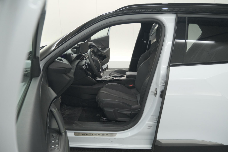 Peugeot 2008 PureTech 130 EAT8 GT | Camera | Apple Carplay | Parkeersensoren