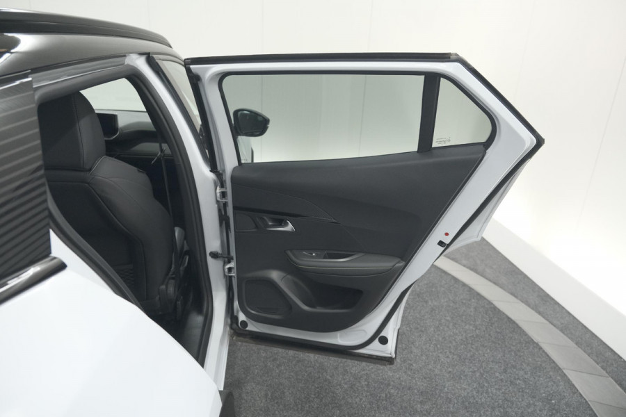 Peugeot 2008 PureTech 130 EAT8 GT | Camera | Apple Carplay | Parkeersensoren