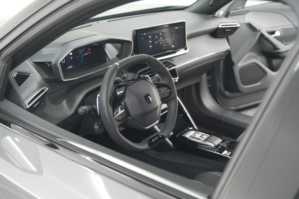 Peugeot 2008 Hybrid 145 e-DCS6 GT | 360 Camera | Adaptieve Cruise Control | Navigatie | Dodehoekdetectie