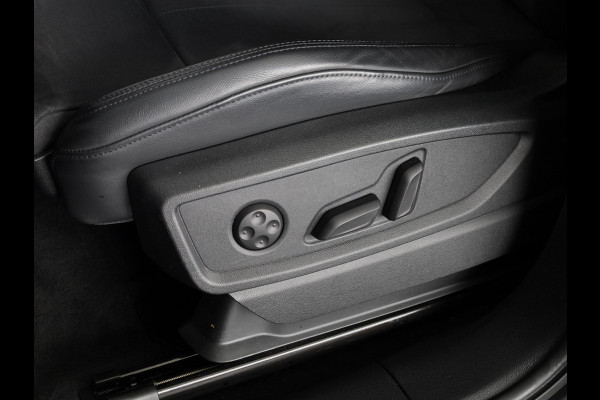 Audi Q5 Sportback 50 TFSI e S edition 299pk | Navigatie | Trekhaak | Parkeercamera | Stoelverwarming | Lichtmetalen velgen