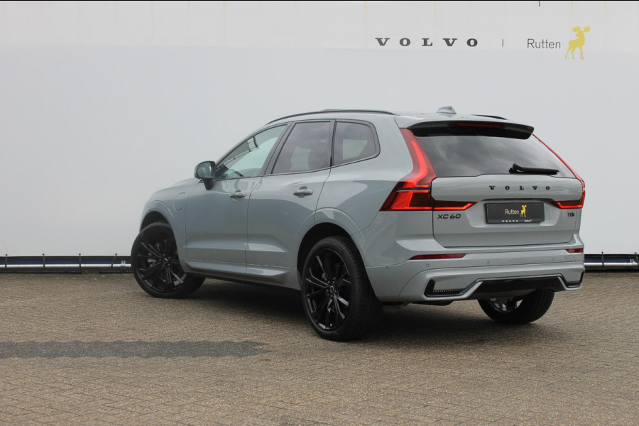 Volvo XC60 T8 Plug-in hybrid 455PK AWD Plus Black Edition Head-up display / Panoramisch schuif-kanteldak / Luchtvering / Trekhaak / 360graden camera / Google Infotainment