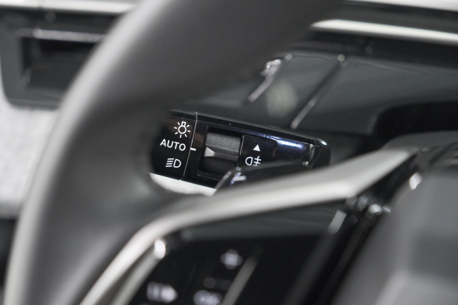 Peugeot 3008 1.2 Hybrid 136 e-DSC6 Allure | Camera | Stoelverwarming | Navigatie | Apple Carplay