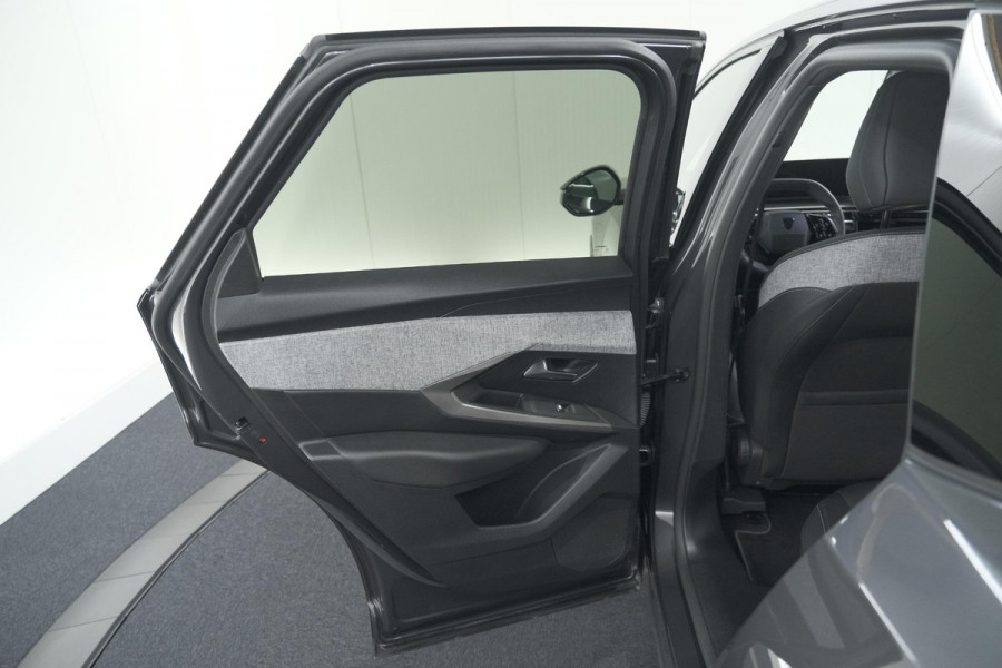 Peugeot 3008 1.2 Hybrid 136 e-DSC6 Allure | Camera | Stoelverwarming | Navigatie | Apple Carplay