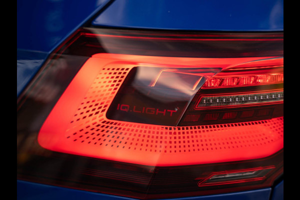 Volkswagen Golf 2.0 TSI R-line / 190PK / Pano / IQ / Black style / H&K / Keyless / Stoel+Stuurverwarming / DAB+