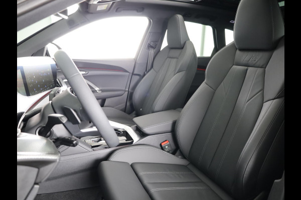 Audi Q5 2.0 TFSI e-hybrid quattro S edition Competition 367pk | Tech Plus Pakket | MMI experience pro | Glazen panoramadak | Tech plus | Privacy glas |