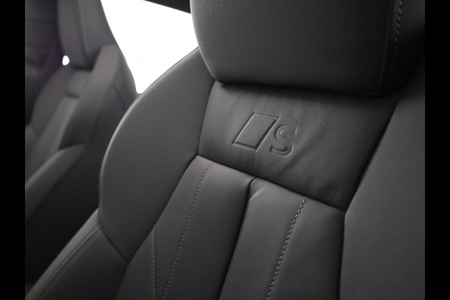 Audi Q5 2.0 TFSI e-hybrid quattro S edition Competition 367pk | Tech Plus Pakket | MMI experience pro | Glazen panoramadak | Tech plus | Privacy glas |