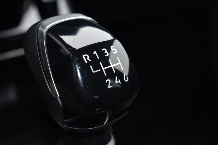 Peugeot 208 1.2 PureTech 100PK Allure Pack | 360 Camera | Navi | Adapt. Cruise | LED | Incl. garantie