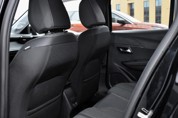 Peugeot 208 1.2 PureTech 100PK Allure Pack | 360 Camera | Navi | Adapt. Cruise | LED | Incl. garantie