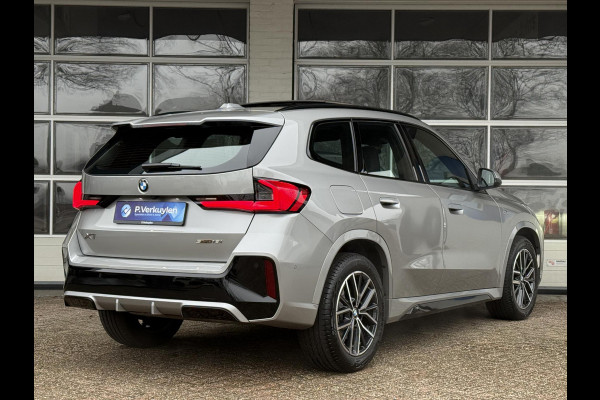 BMW X1 sDrive18i M SPORT | PANORAMA | PREMIUM PACK | ADAPT. CRUISE | KEYLESS ENTRY | STOELVERWARMING |