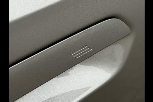 BMW X1 sDrive18i M SPORT | PANORAMA | PREMIUM PACK | ADAPT. CRUISE | KEYLESS ENTRY | STOELVERWARMING |