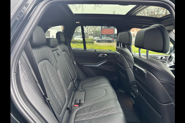 BMW X5 xDrive50e M-Sport PANORAMADAK HARMAN KARDON 360 CAMERA 22 INCH VELGEN LUCHTVERING