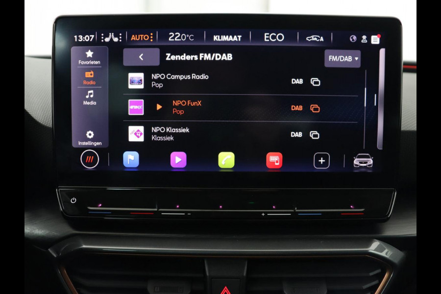 CUPRA Leon 1.4 e-Hybrid | Stoelverwarming | Camera | Carplay | Sfeerverlichting | Navigatie | Full LED | Sportstoelen | Half leder | PHEV | Plug In