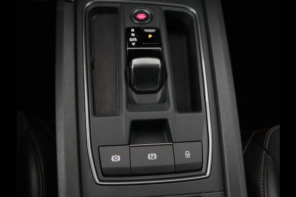 CUPRA Leon 1.4 e-Hybrid | Stoelverwarming | Camera | Carplay | Sfeerverlichting | Navigatie | Full LED | Sportstoelen | Half leder | PHEV | Plug In