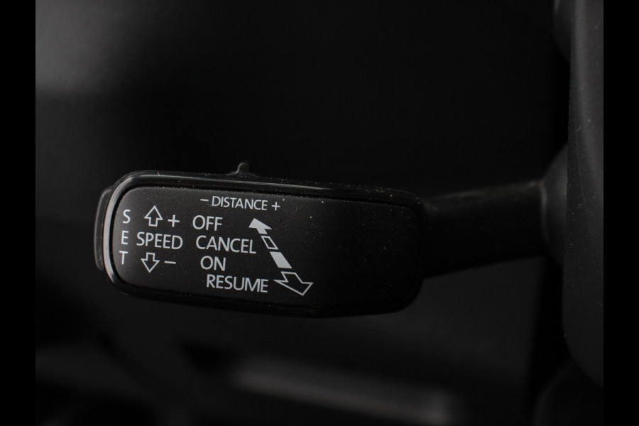 Škoda Karoq 1.5 TSI 150pk DSG ACT Selection | Navigatie | Apple Carplay/Android Auto | Camera | Parkeer sensoren | Adaptive Cruise Control | Lichtmetalen Velgen | Digitale Cockpit