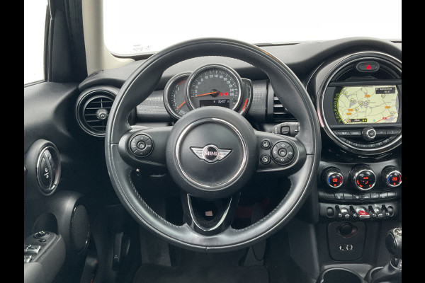 MINI Cooper 1.5 136pk Navi Clima Cruise Pano.dak 5-Deurs Pepper Business