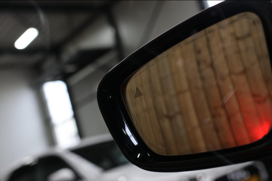 BMW 3 Serie Touring 330e xDrive M-Sport *Pano*H/K*Head-Up*Comforttoegang*