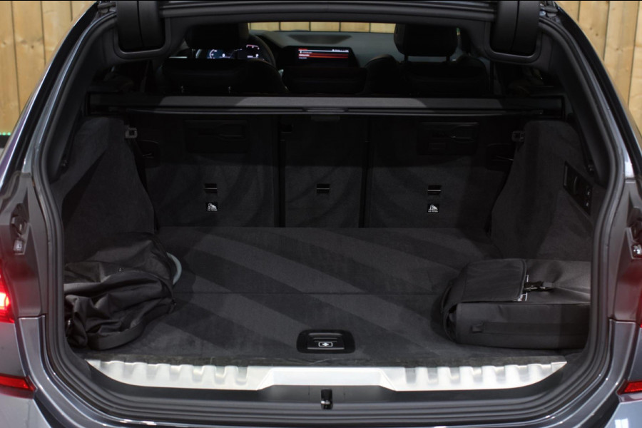 BMW 3 Serie Touring 330e xDrive M-Sport *Pano*H/K*Head-Up*Comforttoegang*