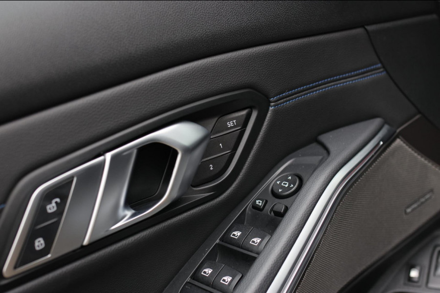 BMW 3 Serie Touring 330e xDrive M-Sport *Pano*H/K*Head-Up*Comforttoegang*